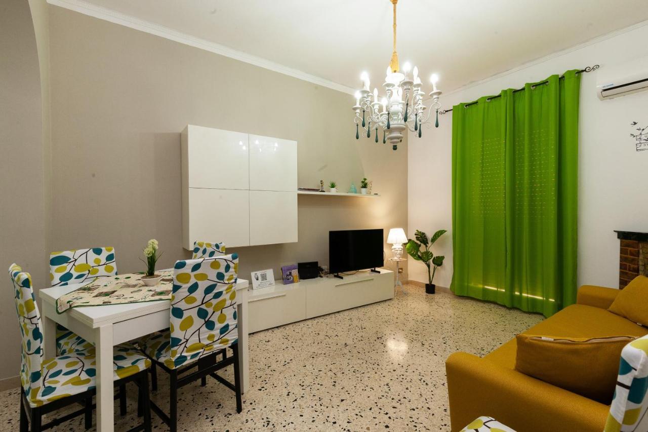 Holiday Apartment My House ปาแลร์โม ภายนอก รูปภาพ