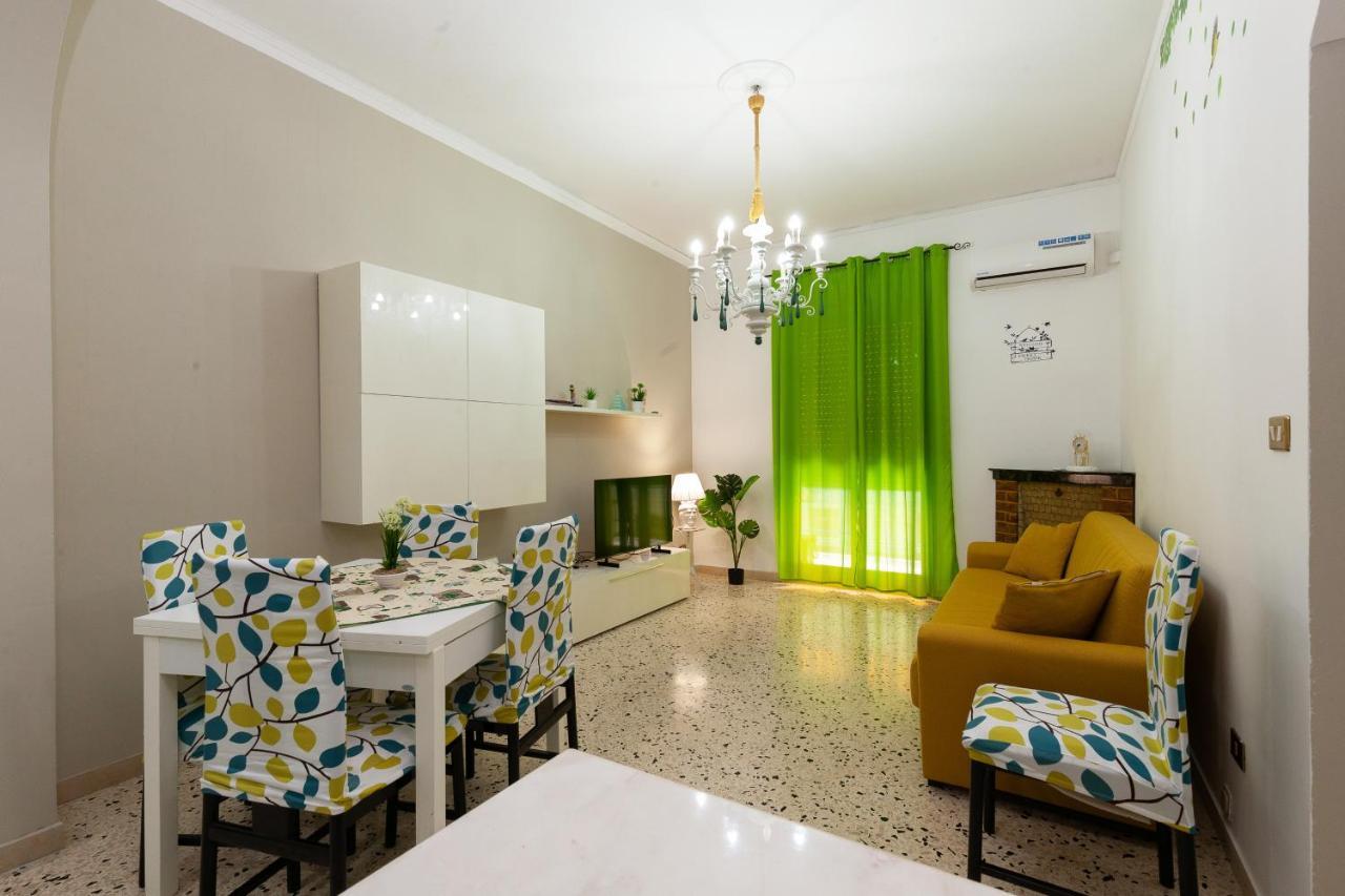 Holiday Apartment My House ปาแลร์โม ภายนอก รูปภาพ