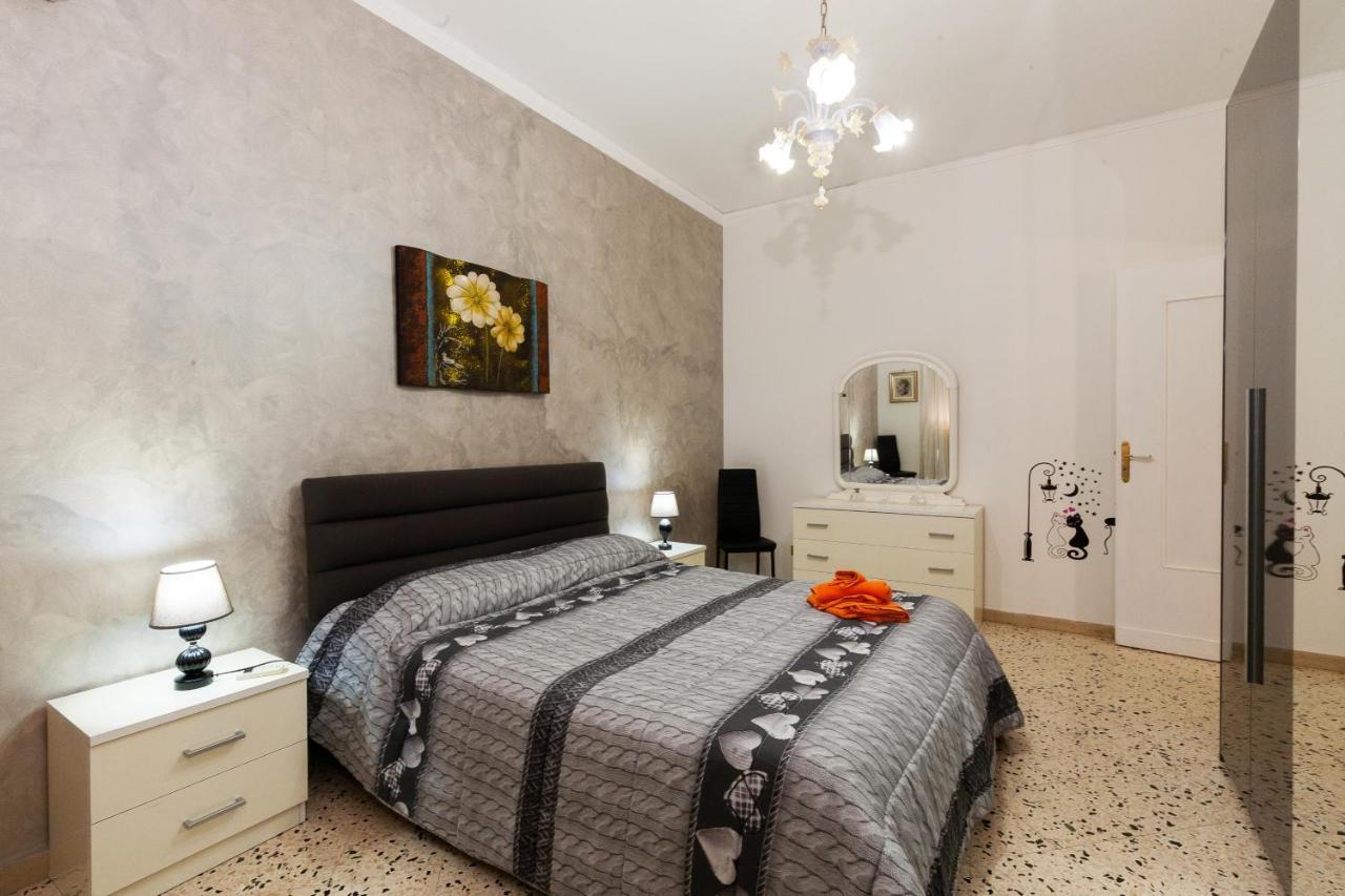 Holiday Apartment My House ปาแลร์โม ภายนอก รูปภาพ