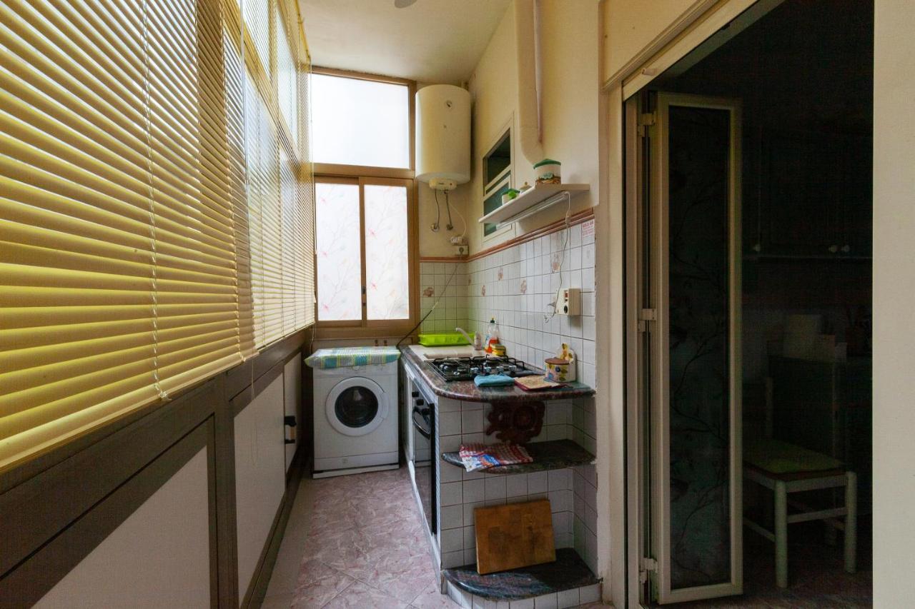 Holiday Apartment My House ปาแลร์โม ภายนอก รูปภาพ