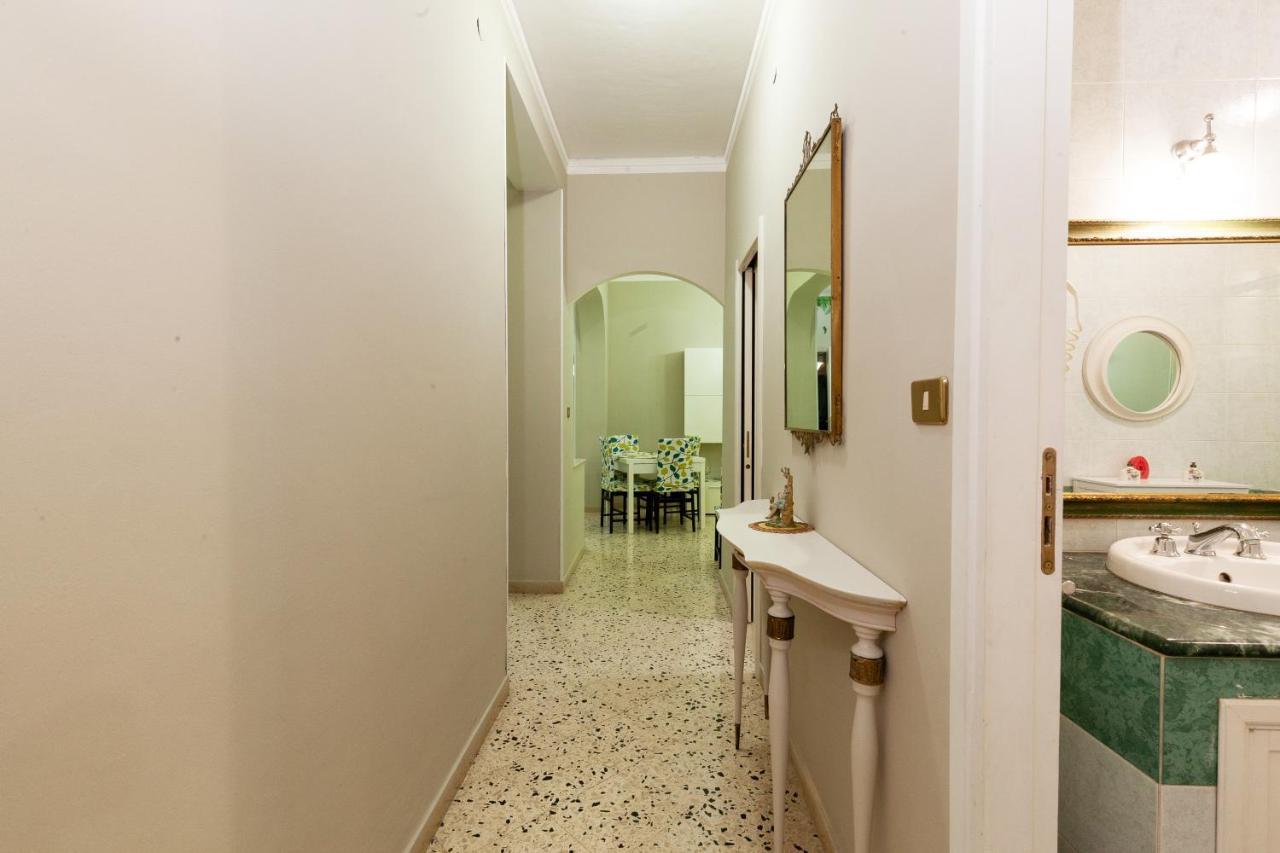 Holiday Apartment My House ปาแลร์โม ภายนอก รูปภาพ