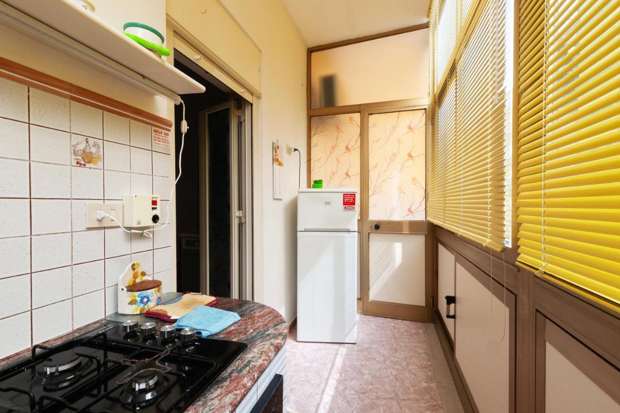Holiday Apartment My House ปาแลร์โม ภายนอก รูปภาพ